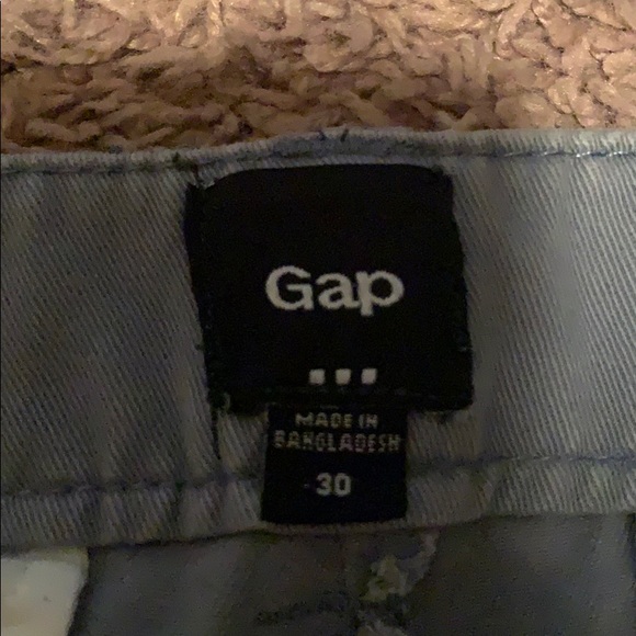 Shorts - Picture 2 of 3